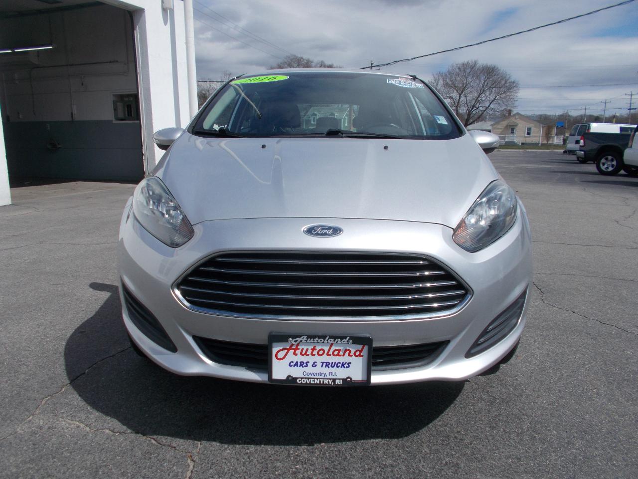 Ford Fiesta 5dr HB SE 2016