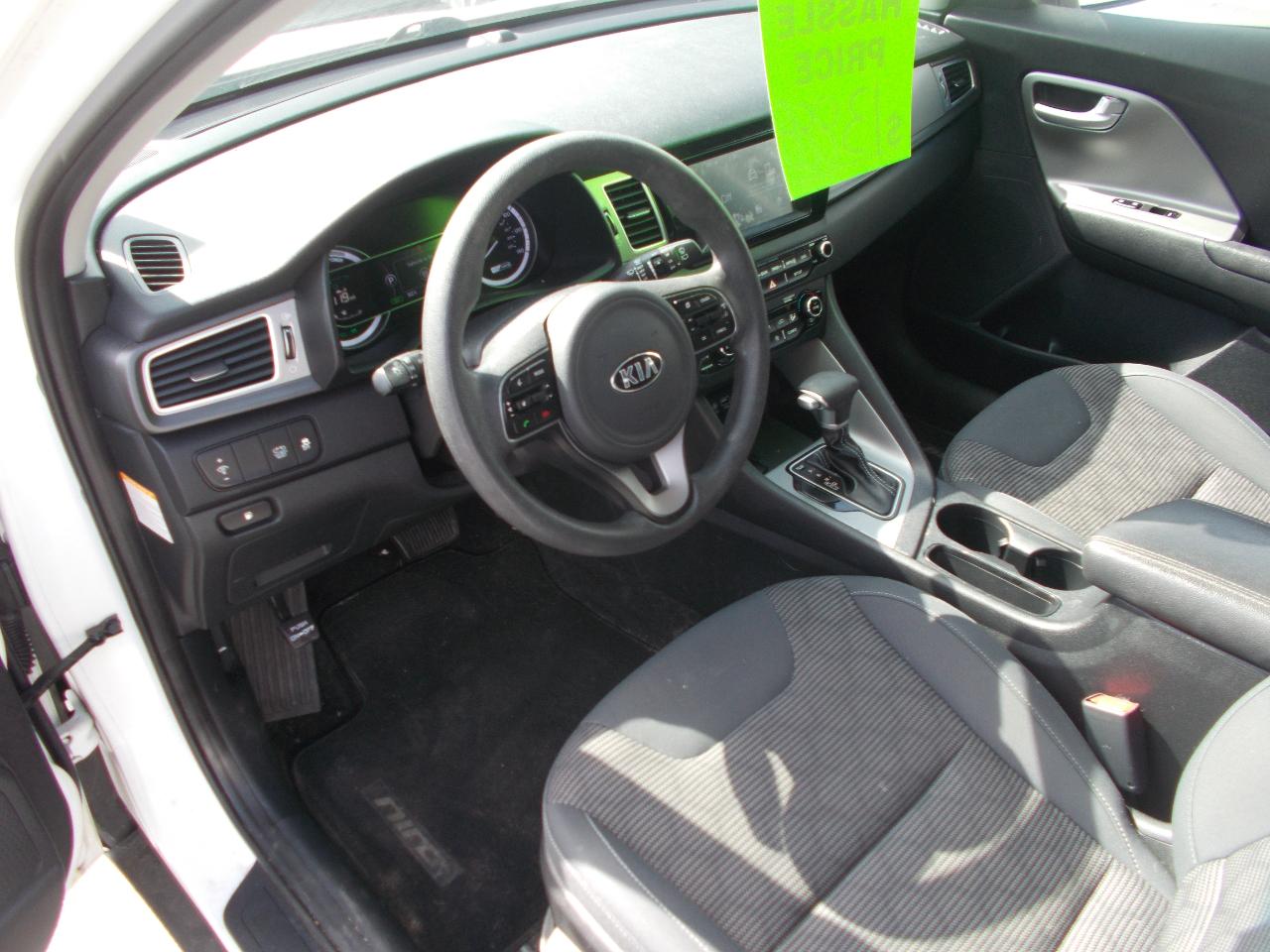 Kia Niro LX FWD 2018