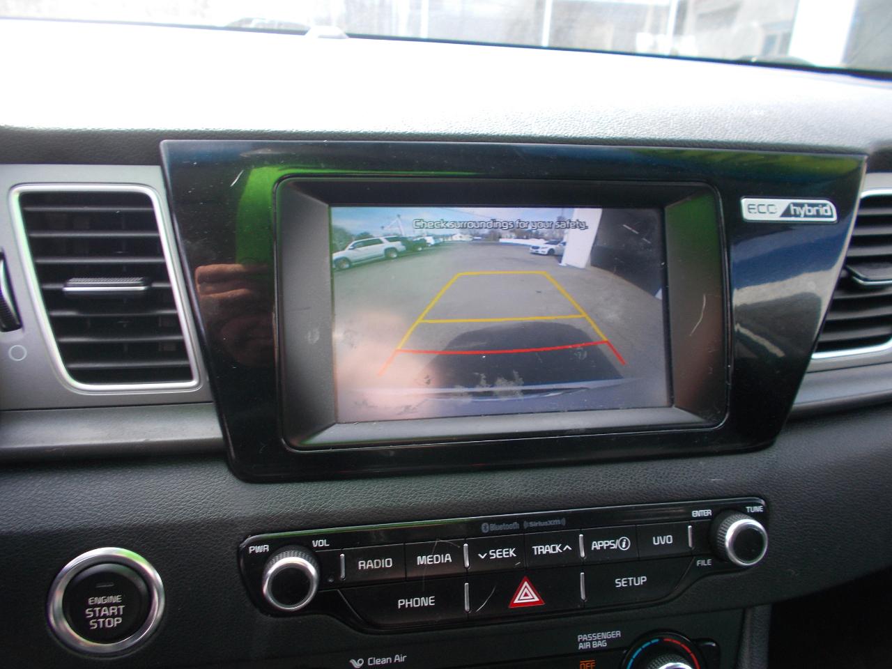 Kia Niro LX FWD 2018