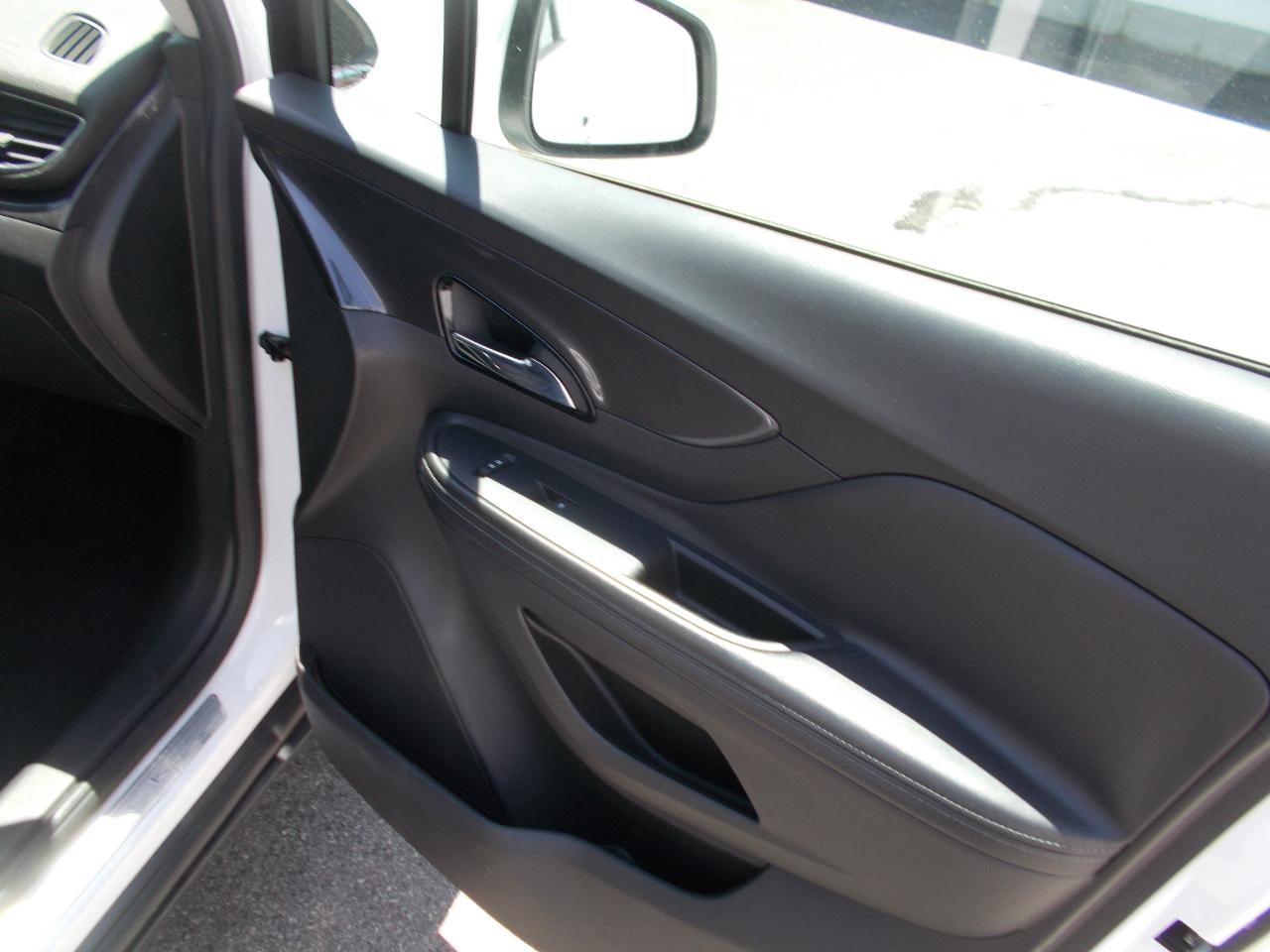 Kia Niro LX FWD 2018