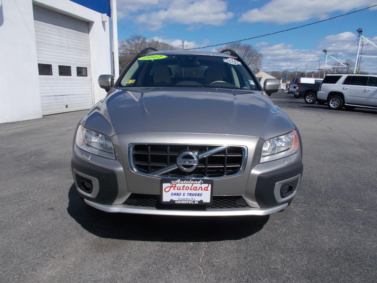 Volvo XC70 4dr Wgn 3.2L PZEV 2012
