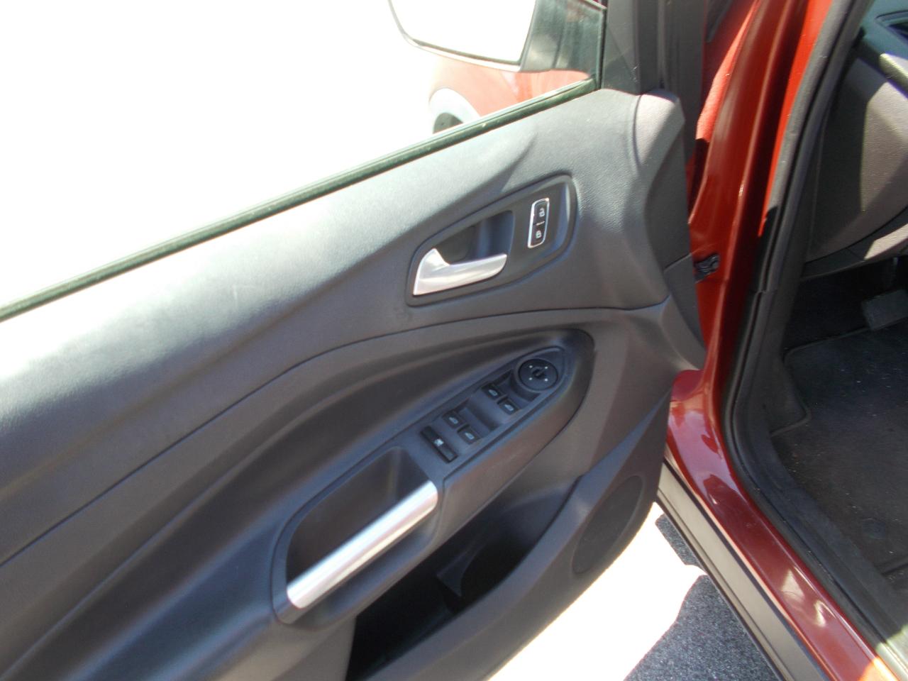 Ford Escape 4WD 4dr SE 2014