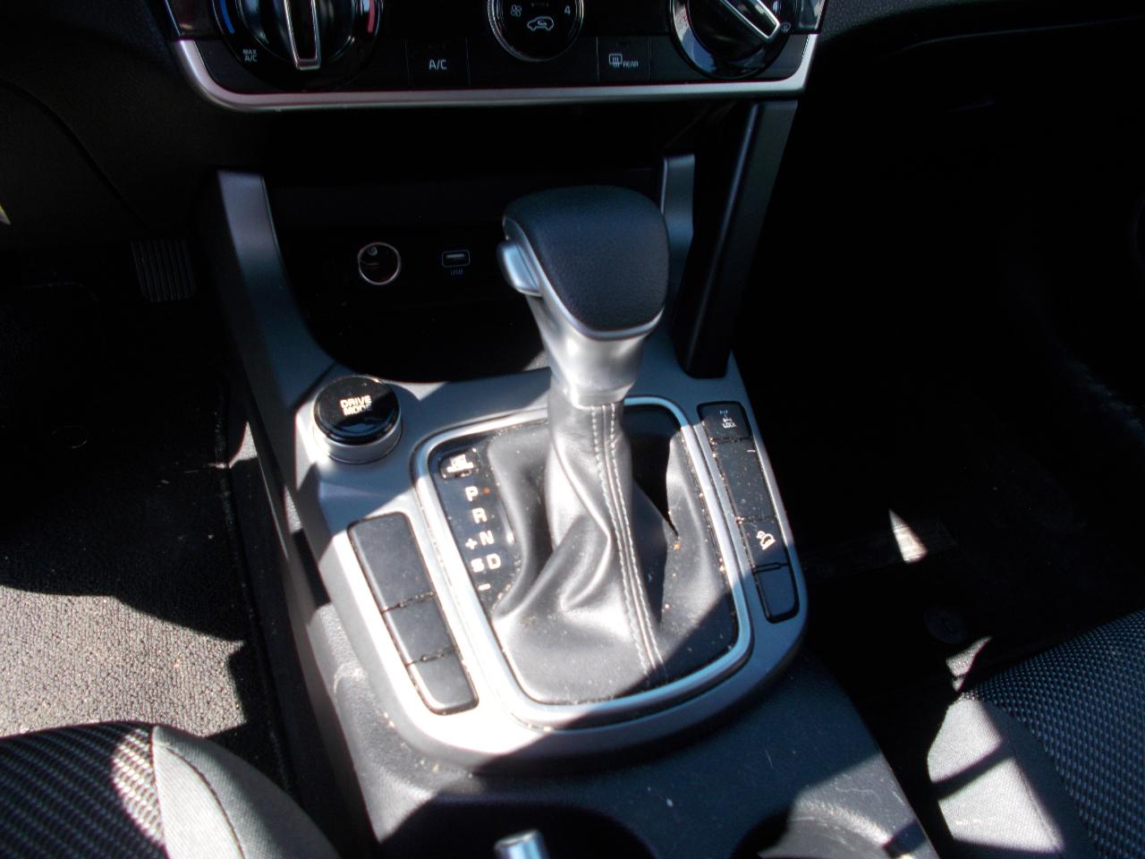 Kia Seltos LX IVT AWD 2021