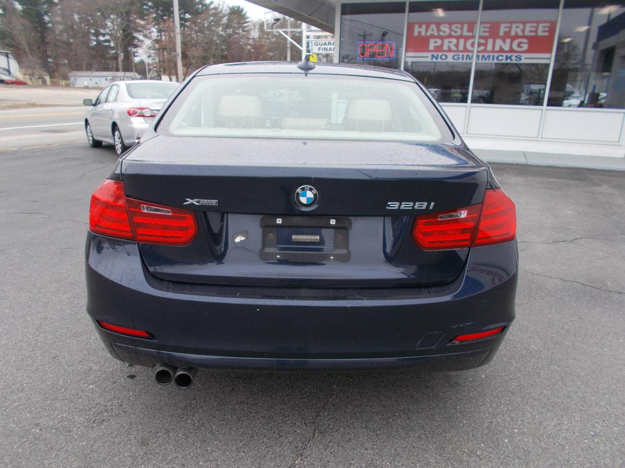 BMW 3 Series 4dr Sdn 328i xDrive AWD SULEV South Africa 2013