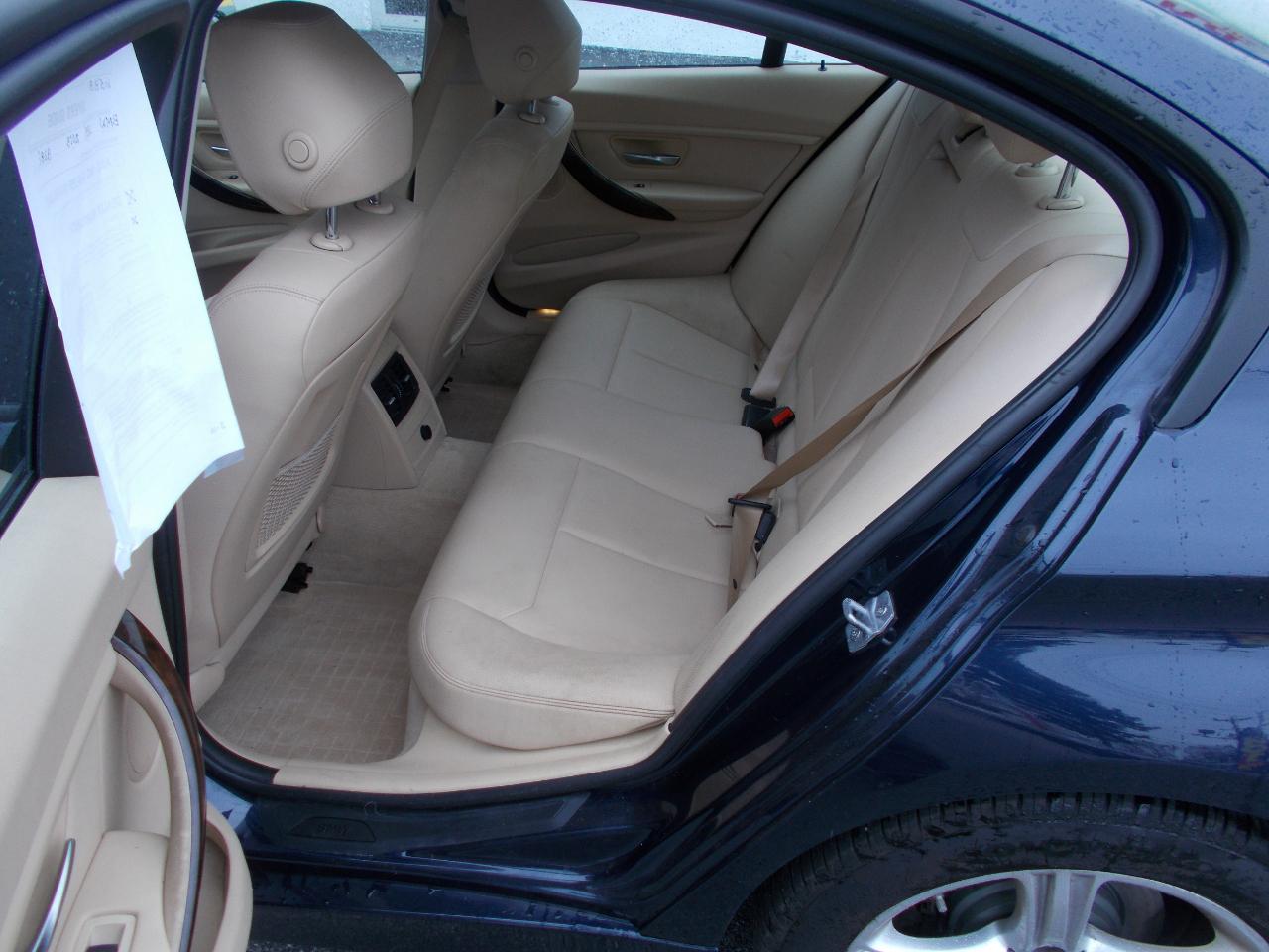 BMW 3 Series 4dr Sdn 328i xDrive AWD SULEV South Africa 2013