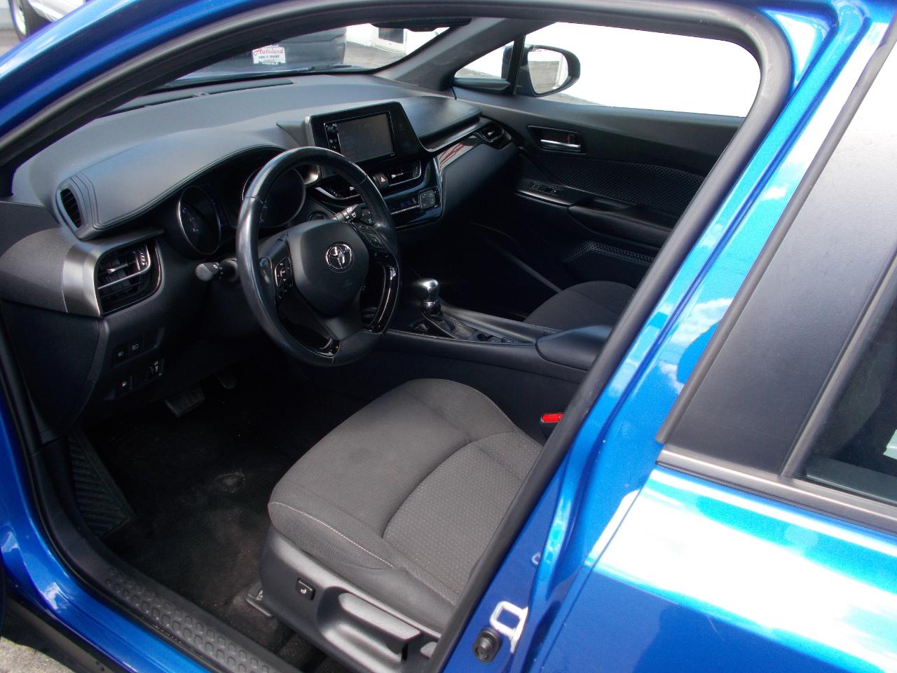 Toyota C-HR XLE FWD (Natl) 2018