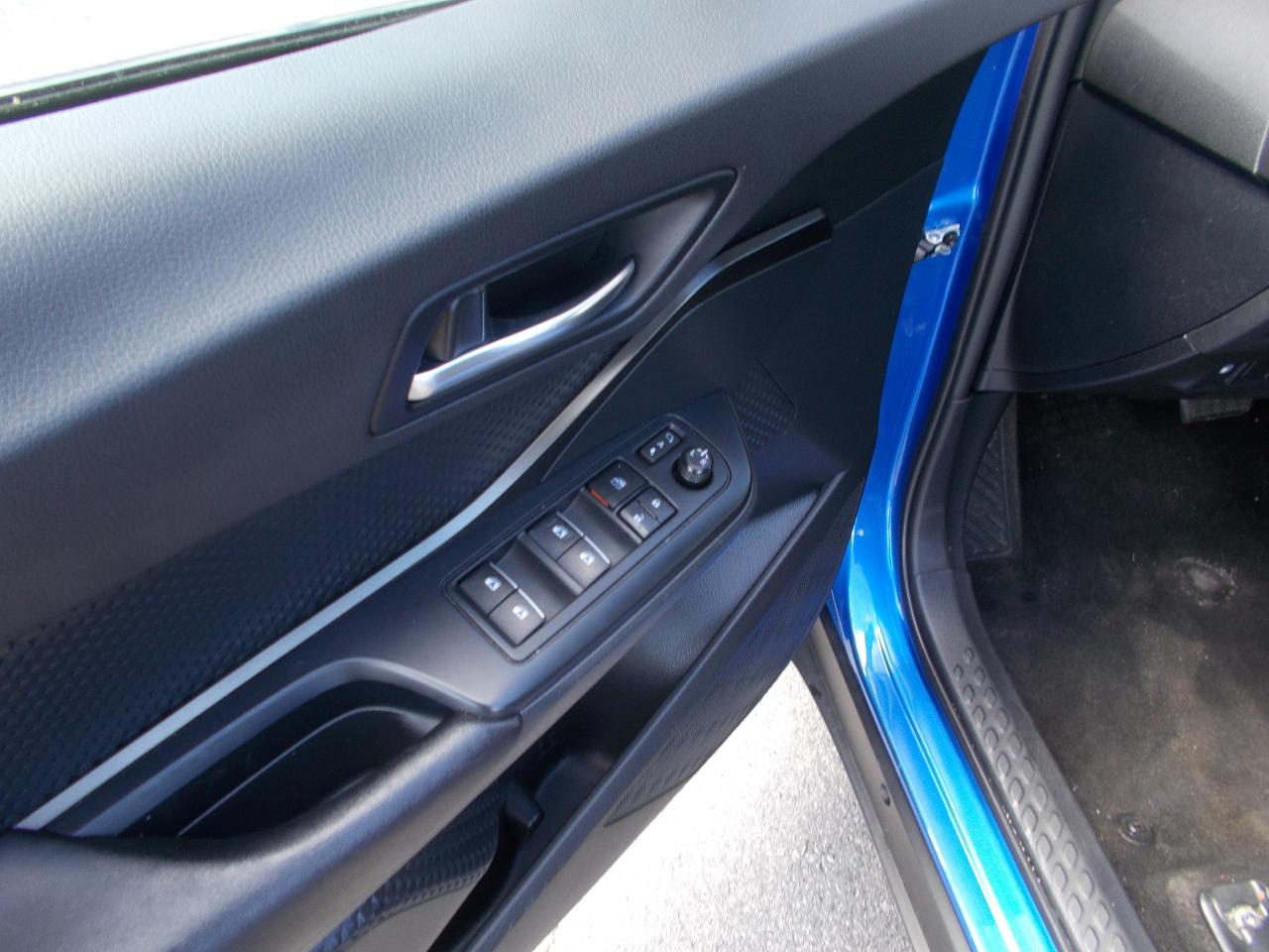 Toyota C-HR XLE FWD (Natl) 2018