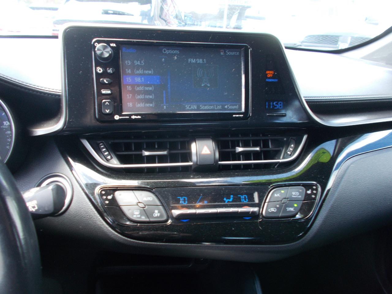 Toyota C-HR XLE FWD (Natl) 2018