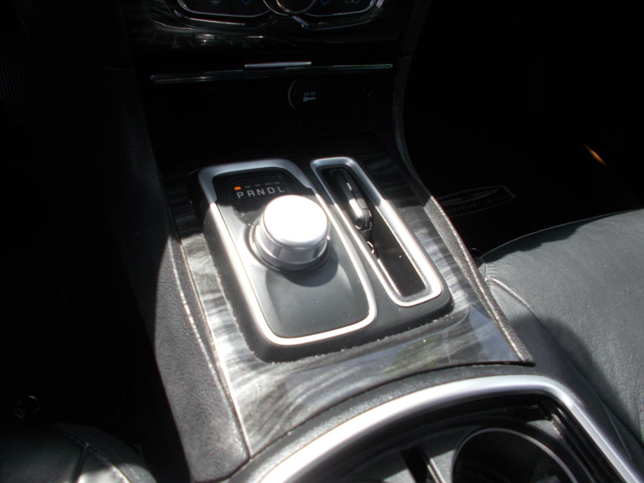 Chrysler 300 4dr Sdn Anniversary Edition AWD 2016