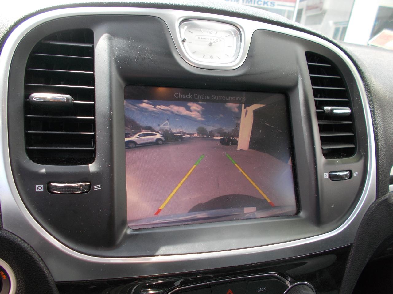 Chrysler 300 4dr Sdn Anniversary Edition AWD 2016