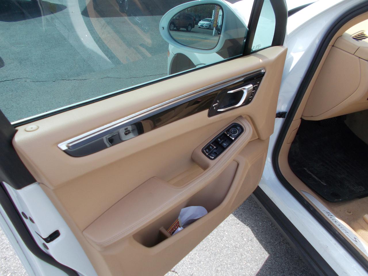 Porsche Macan AWD 4dr S 2016