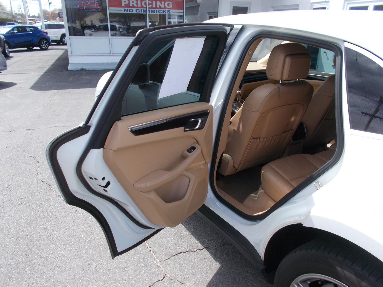 Porsche Macan AWD 4dr S 2016