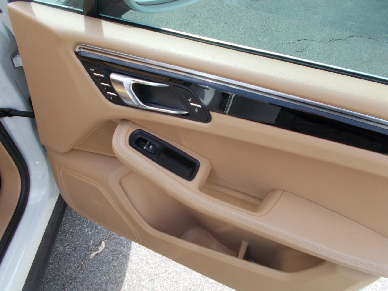 Porsche Macan AWD 4dr S 2016