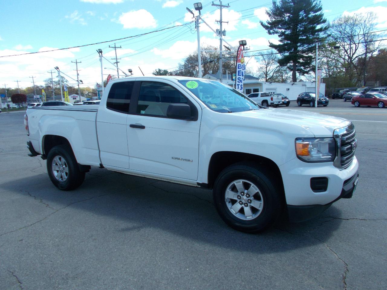 GMC Canyon 4WD Ext Cab 128.3" 2019