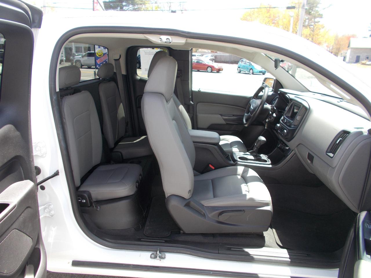 GMC Canyon 4WD Ext Cab 128.3" 2019