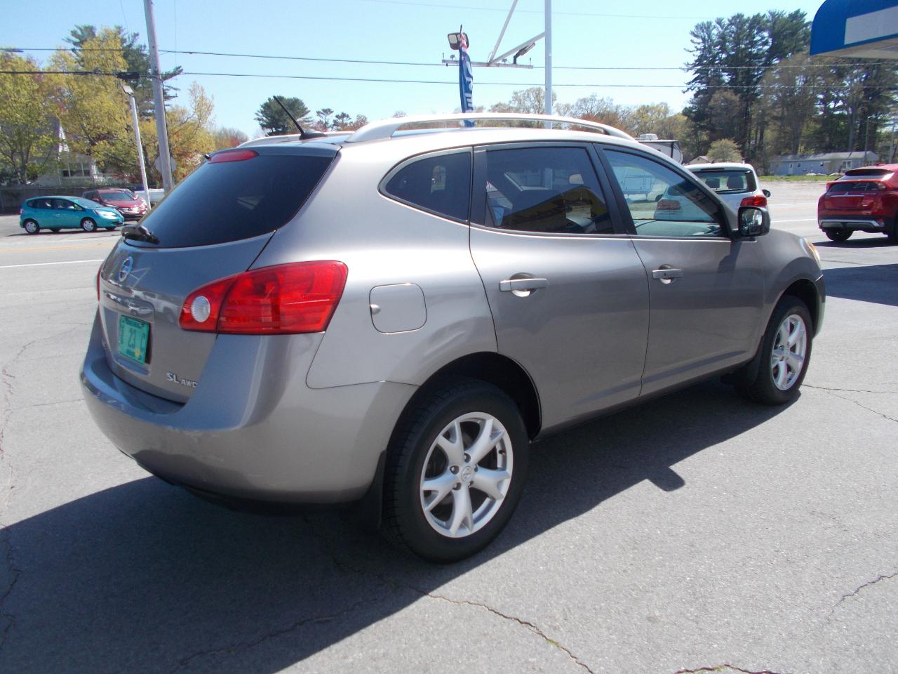 Nissan Rogue  2009