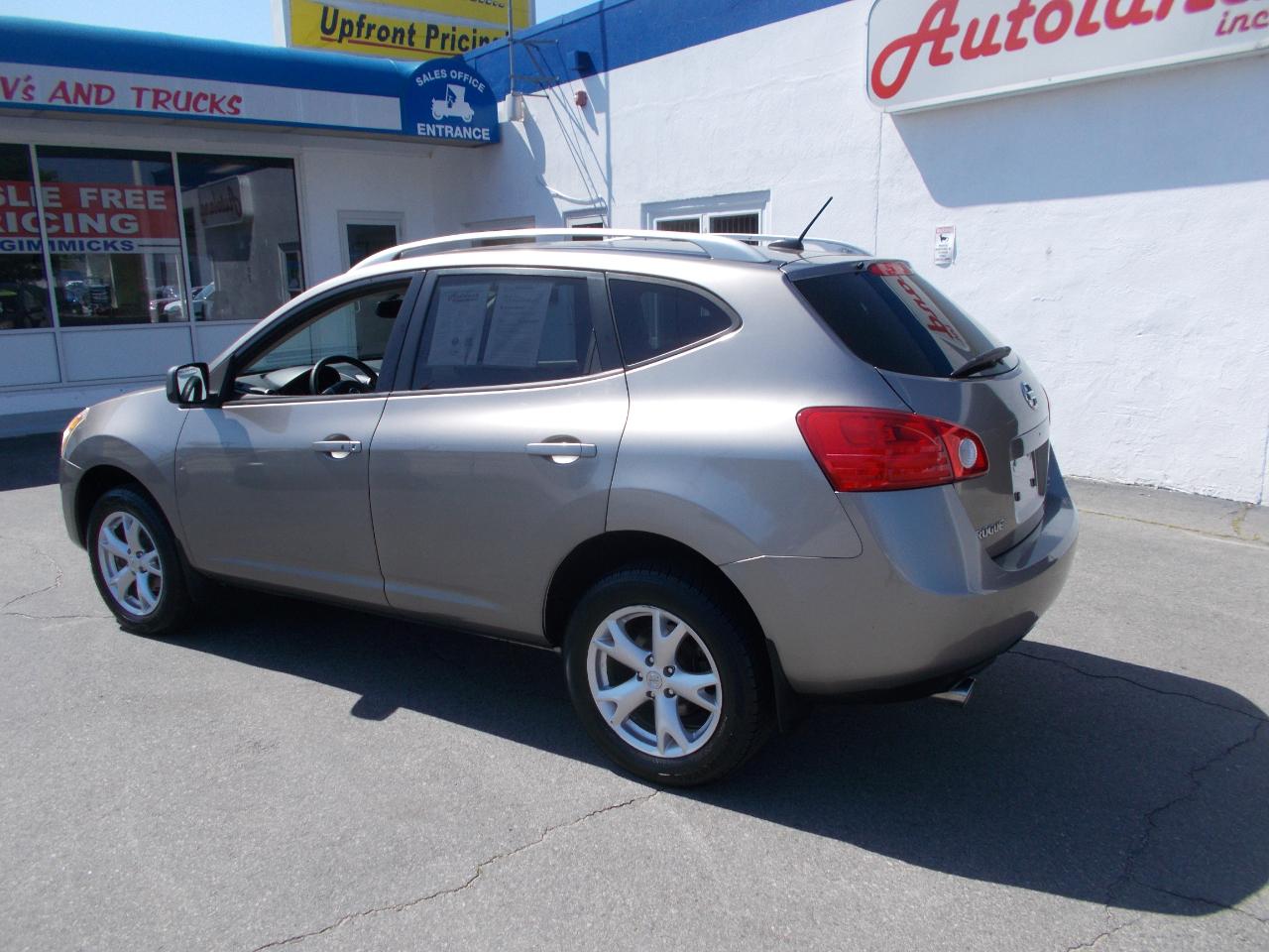 Nissan Rogue  2009