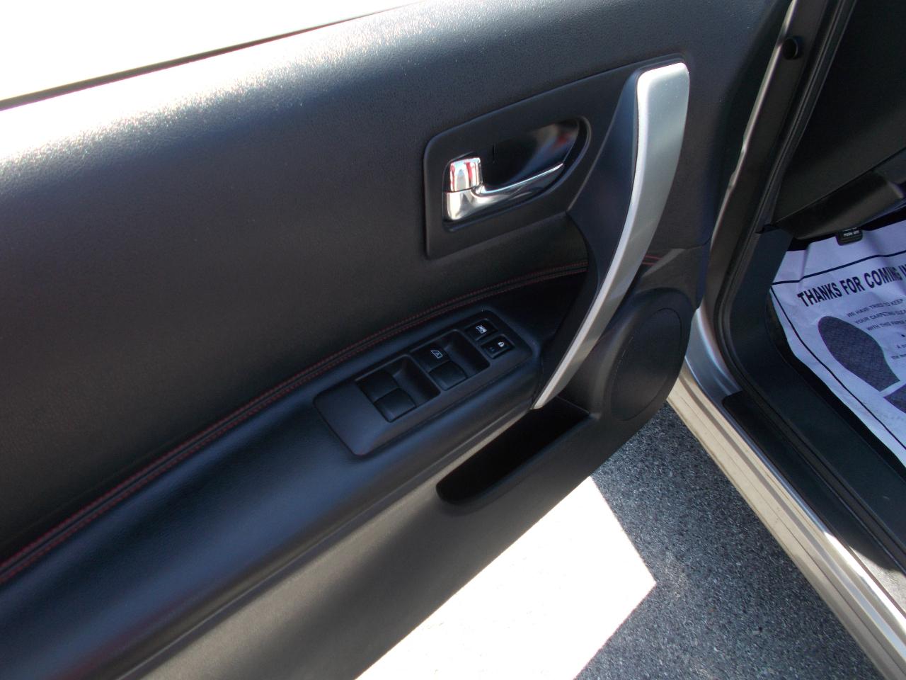Nissan Rogue  2009