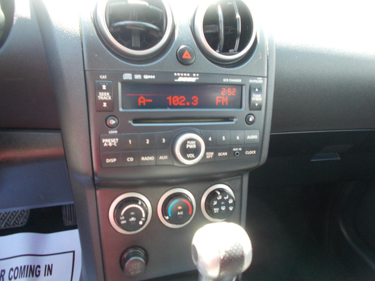 Nissan Rogue  2009