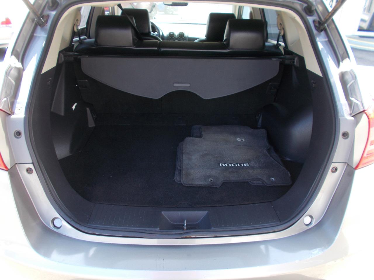 Nissan Rogue  2009