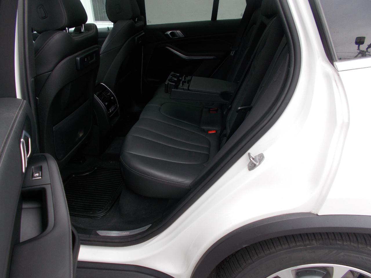 BMW X5 xDrive40i Sports Activity Vehicle 2020