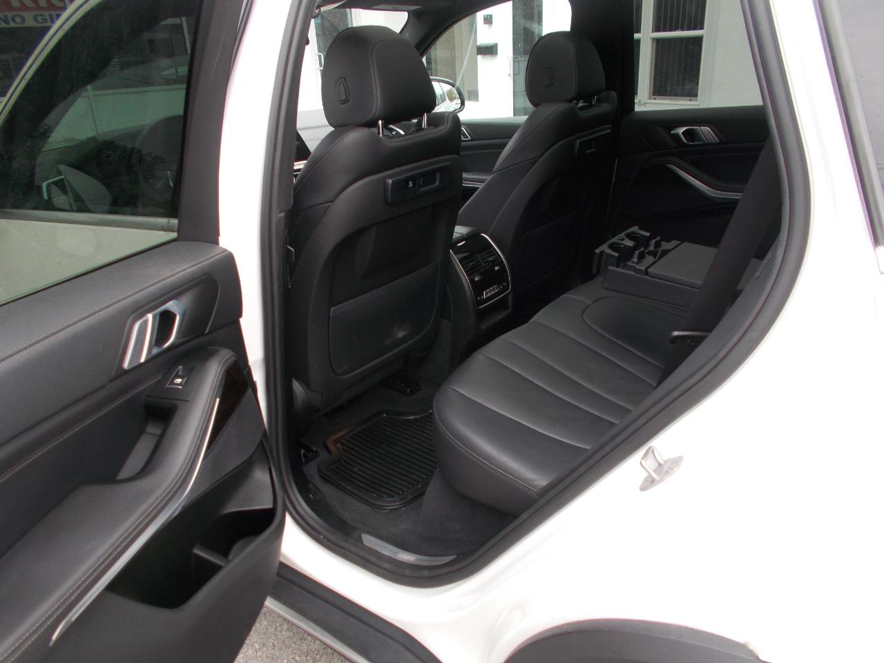 BMW X5 xDrive40i Sports Activity Vehicle 2020