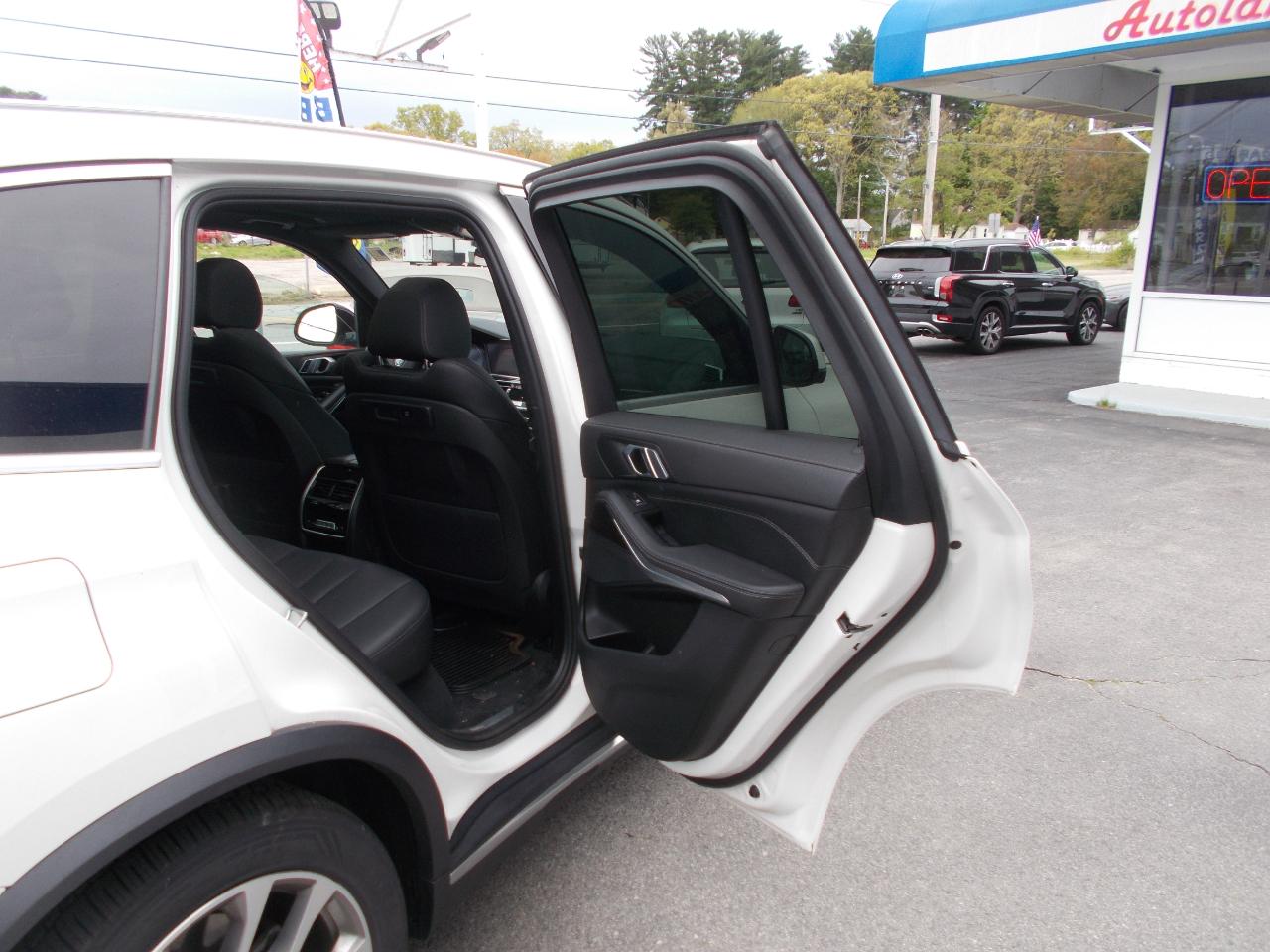 BMW X5 xDrive40i Sports Activity Vehicle 2020