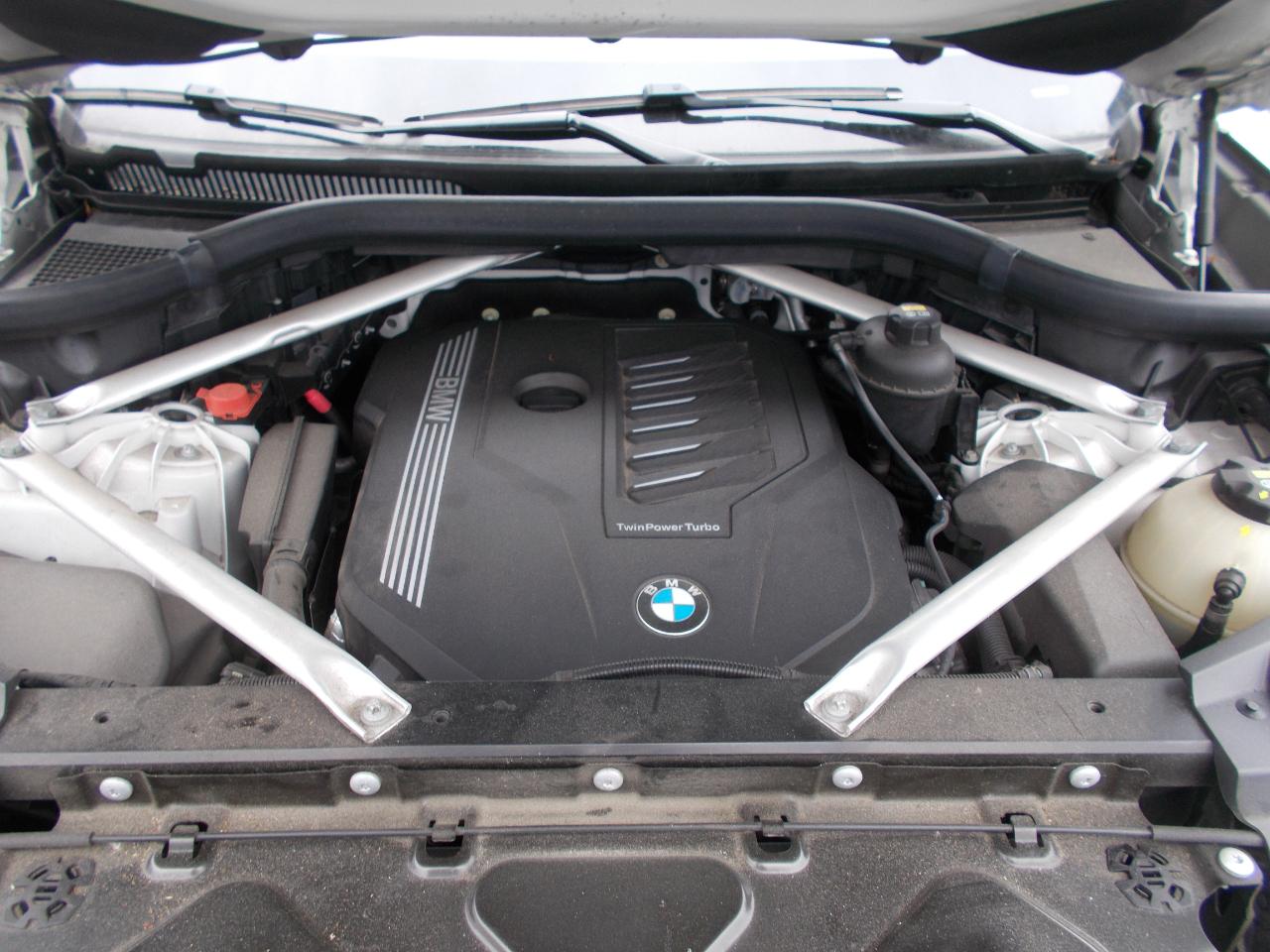 BMW X5 xDrive40i Sports Activity Vehicle 2020
