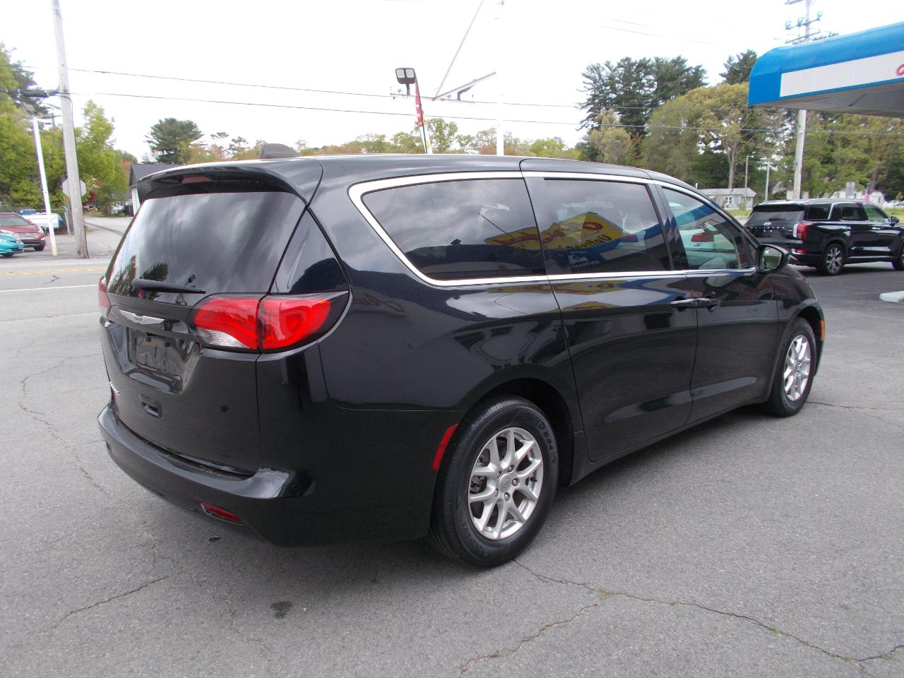 Chrysler Voyager LX FWD 2023