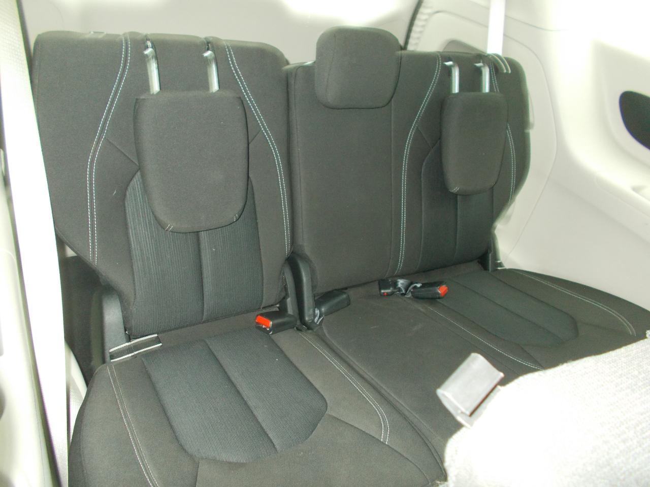 Chrysler Voyager LX FWD 2023