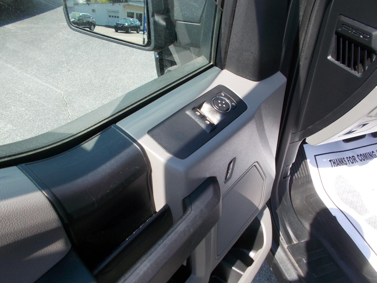 Ford F-150 XL 4WD Reg Cab 8' Box 2020