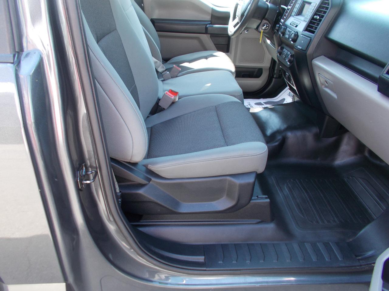 Ford F-150 XL 4WD Reg Cab 8' Box 2020