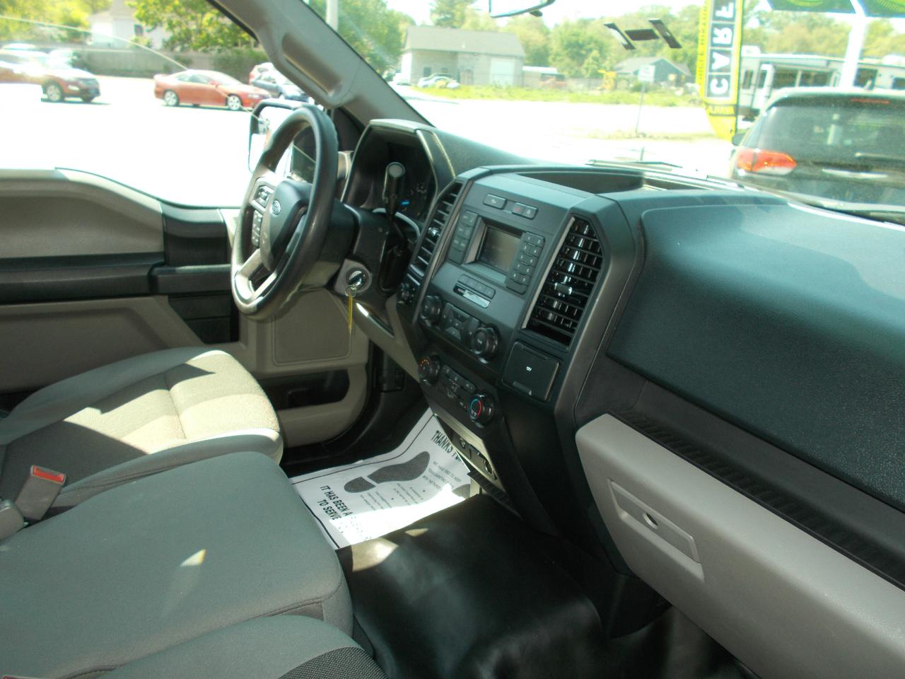 Ford F-150 XL 4WD Reg Cab 8' Box 2020
