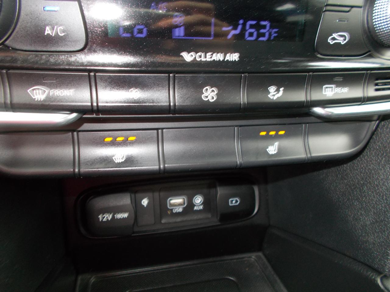 Hyundai Santa Fe SEL 2.0T Auto AWD 2020