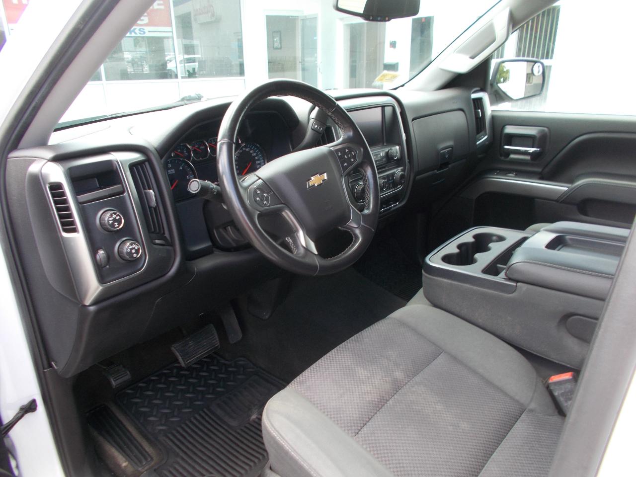Chevrolet Silverado 1500 4WD Double Cab 143.5" LT w/1LT 2015