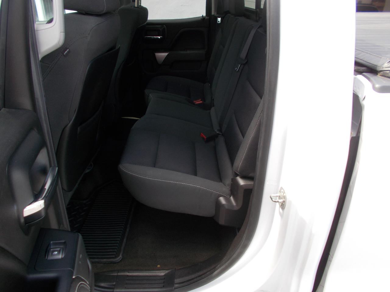 Chevrolet Silverado 1500 4WD Double Cab 143.5" LT w/1LT 2015