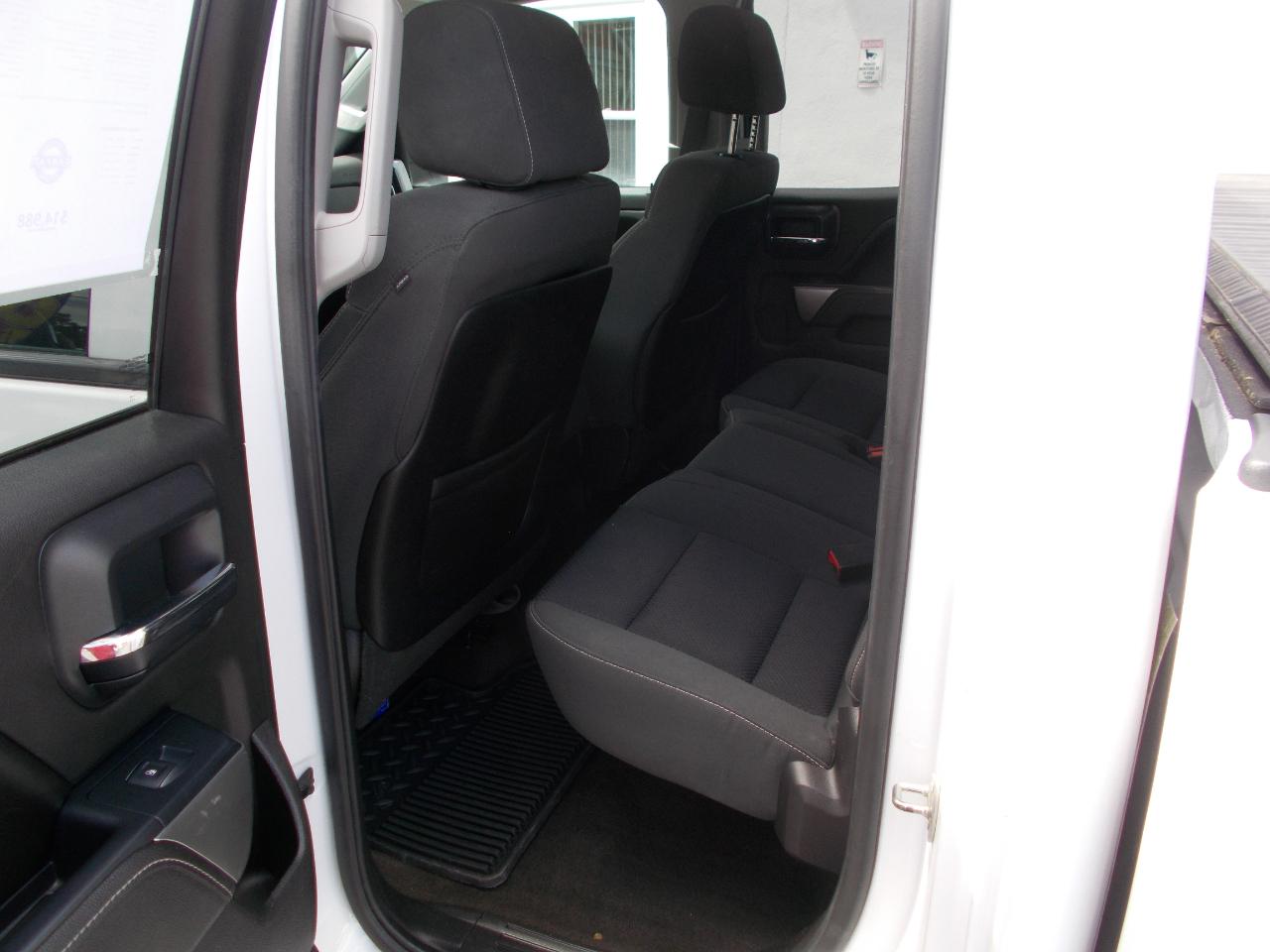 Chevrolet Silverado 1500 4WD Double Cab 143.5" LT w/1LT 2015