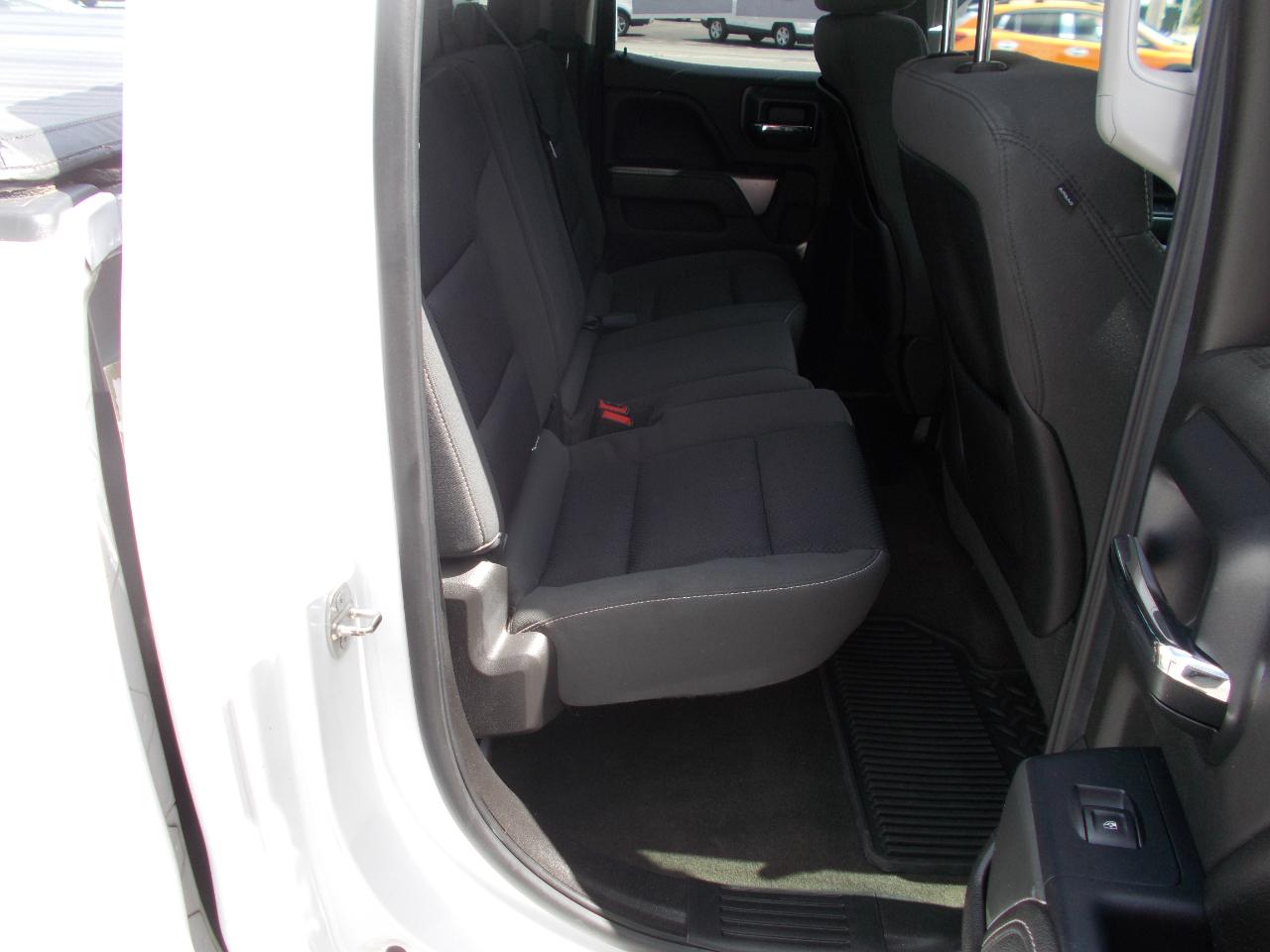 Chevrolet Silverado 1500 4WD Double Cab 143.5" LT w/1LT 2015