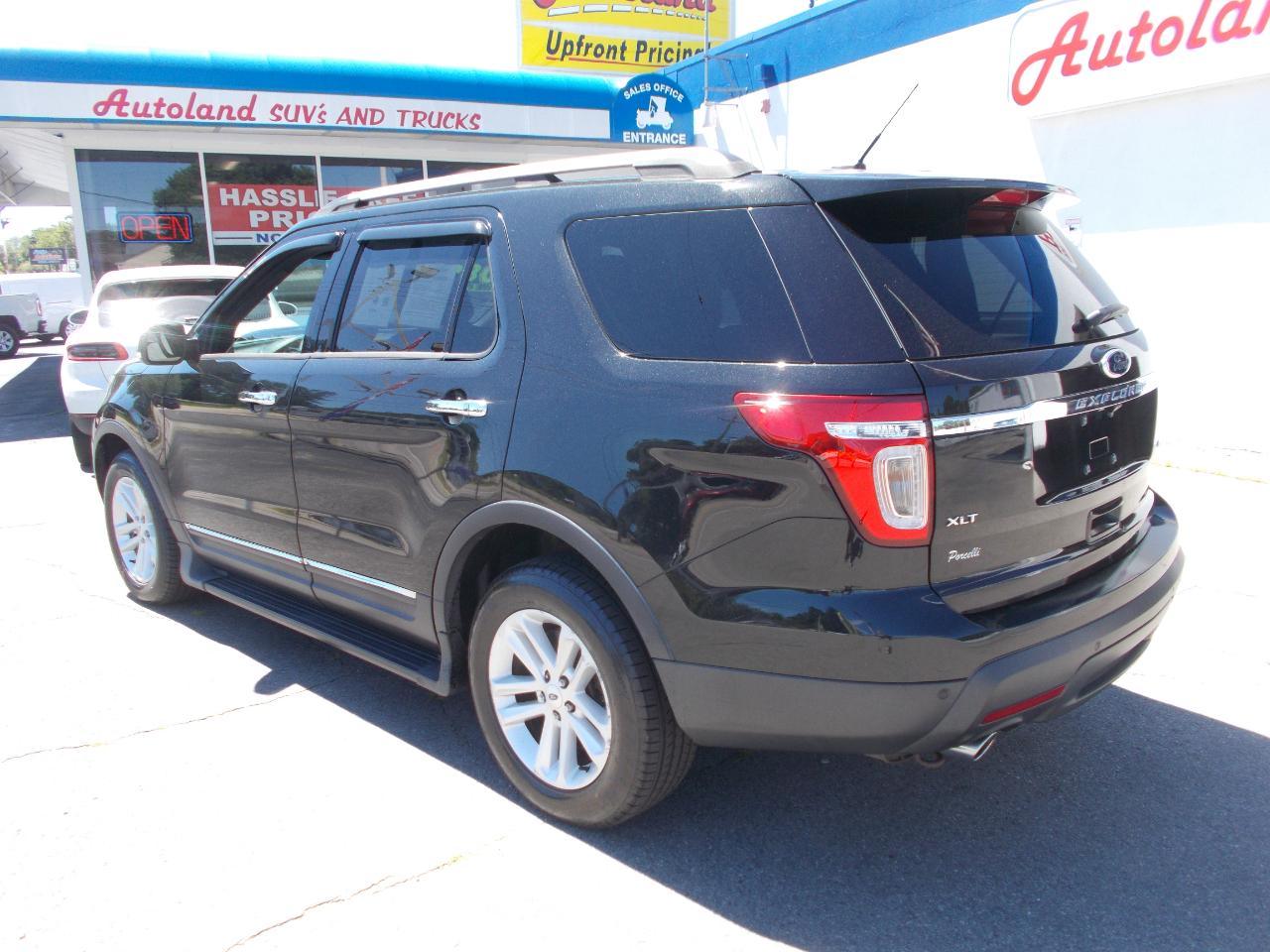 Ford Explorer 4WD 4dr XLT 2014