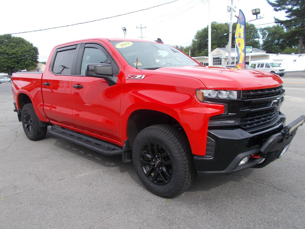 Chevrolet Silverado 1500 4WD Crew Cab 147" LT Trail Boss 2019