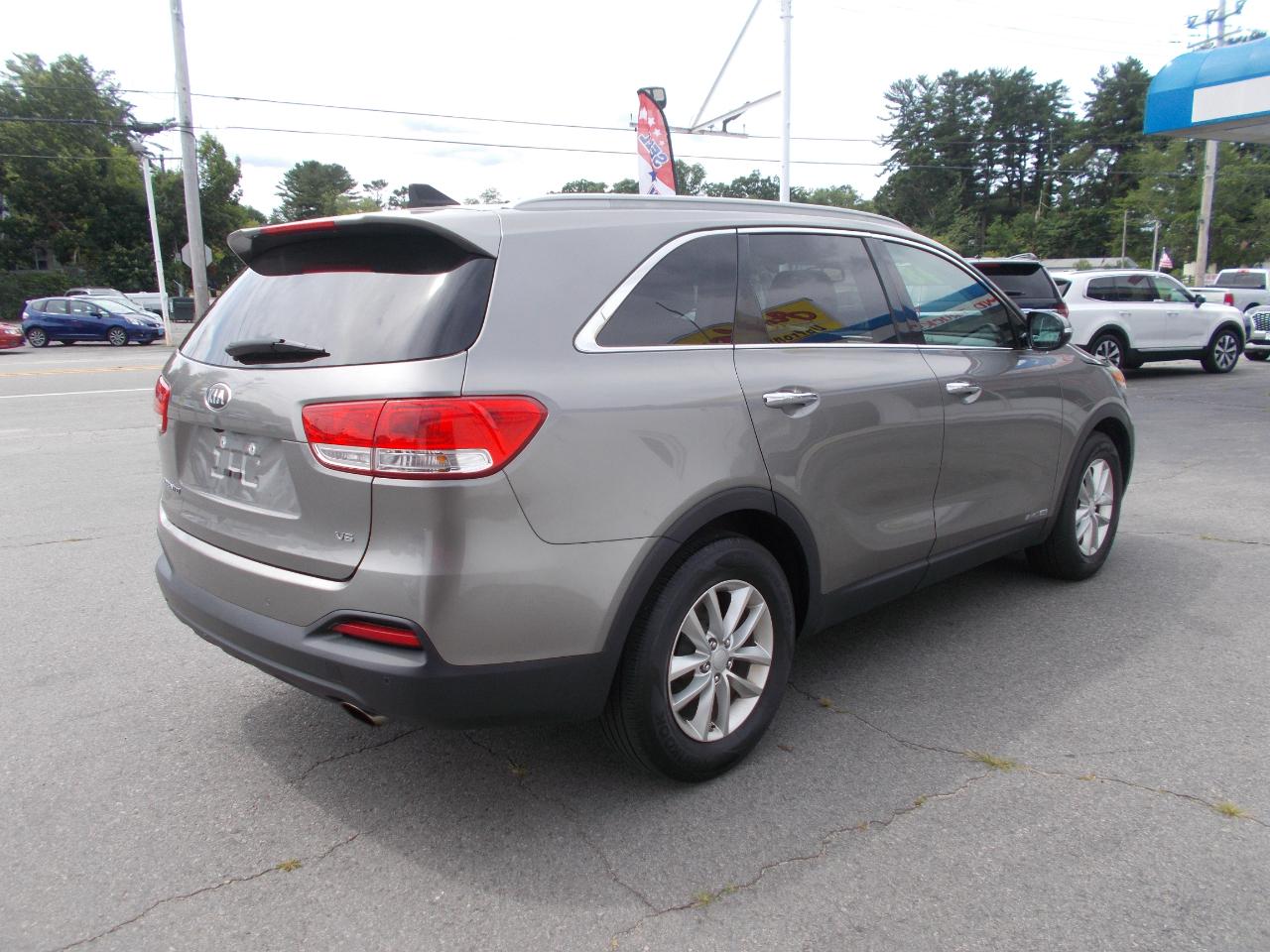 Kia Sorento AWD 4dr 3.3L LX 2016