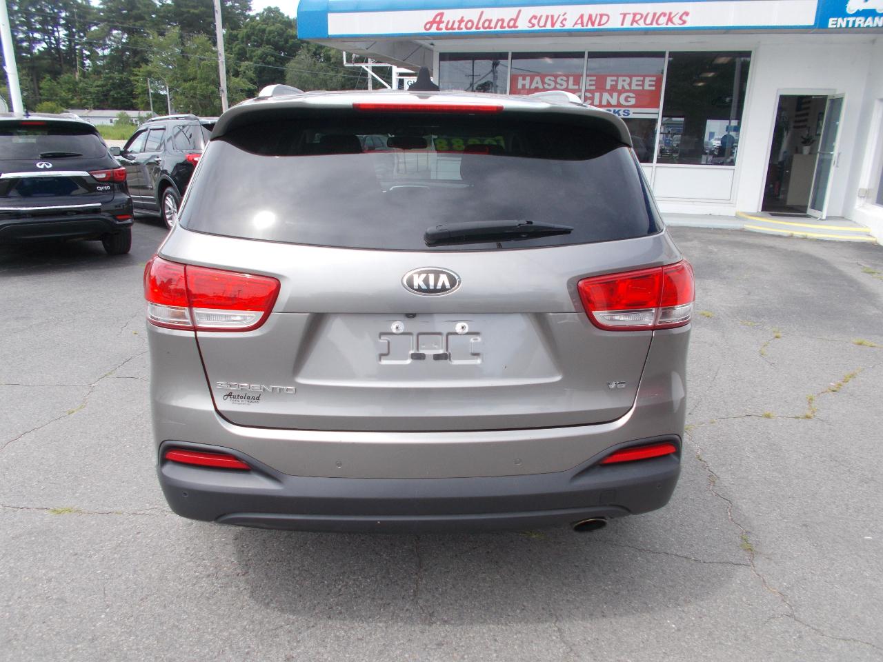 Kia Sorento AWD 4dr 3.3L LX 2016