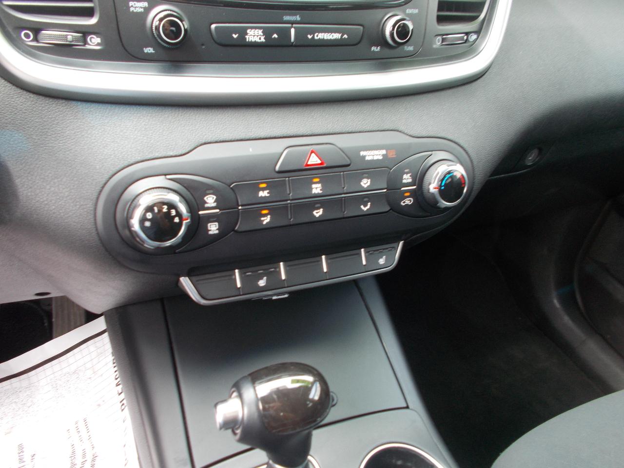 Kia Sorento AWD 4dr 3.3L LX 2016