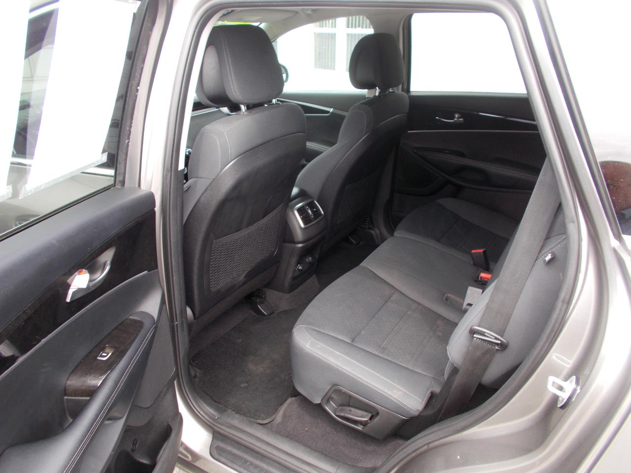 Kia Sorento AWD 4dr 3.3L LX 2016