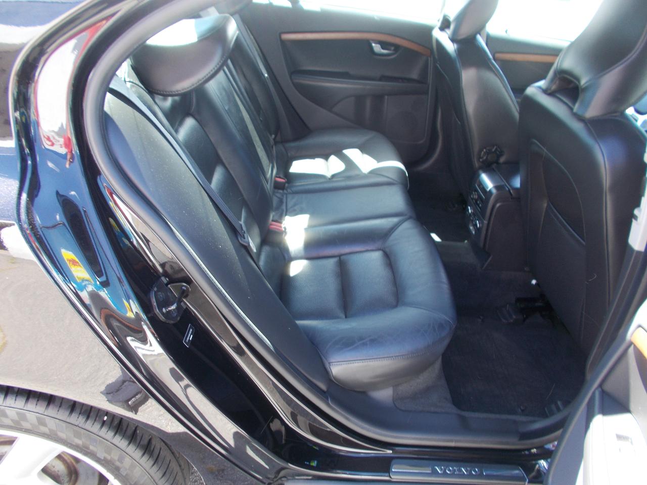 Volvo S80 4dr Sdn I6 Turbo AWD 2010