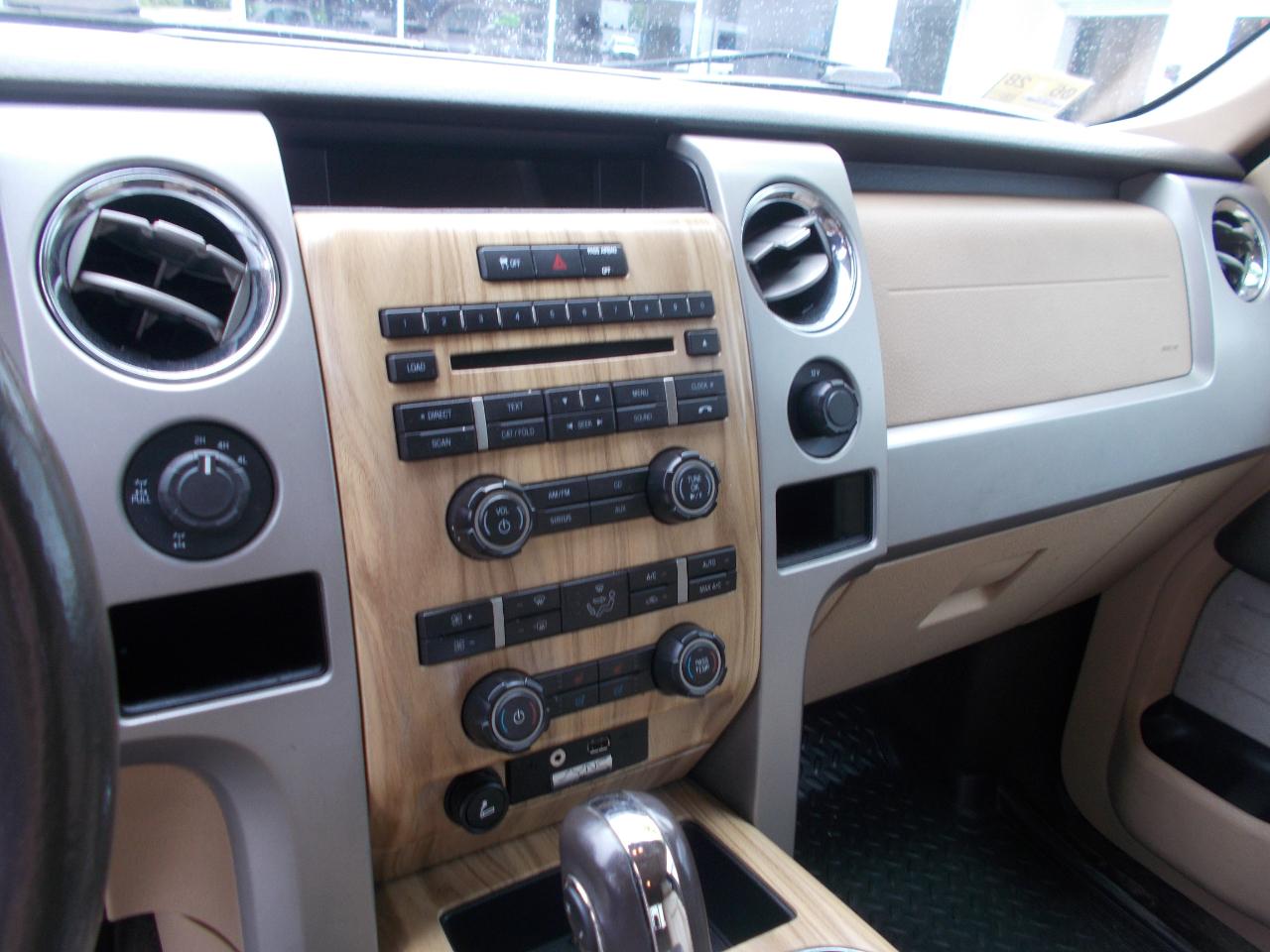 Ford F-150  2011