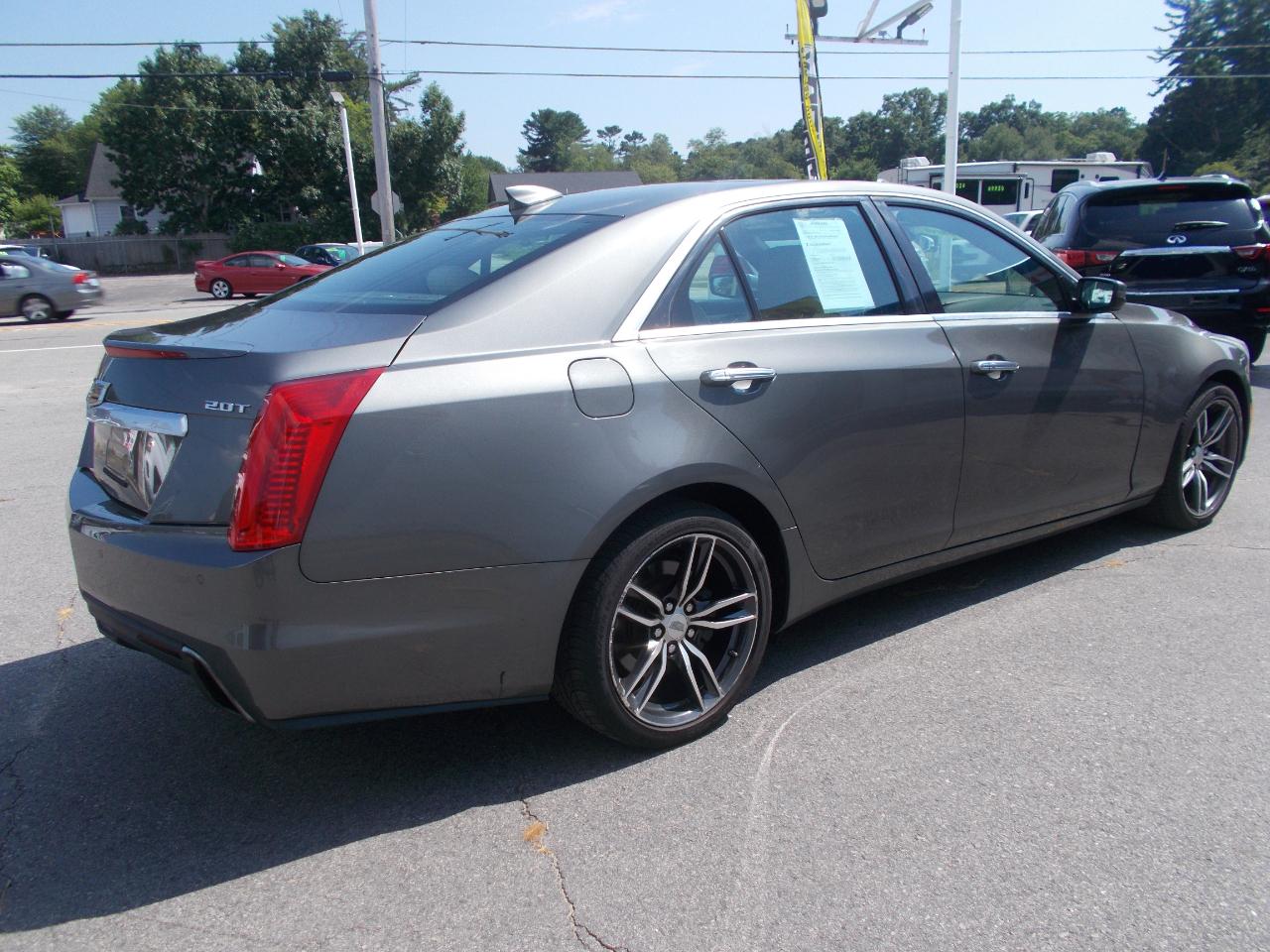 Cadillac CTS Sedan 4dr Sdn 2.0L Turbo Luxury AWD 2017