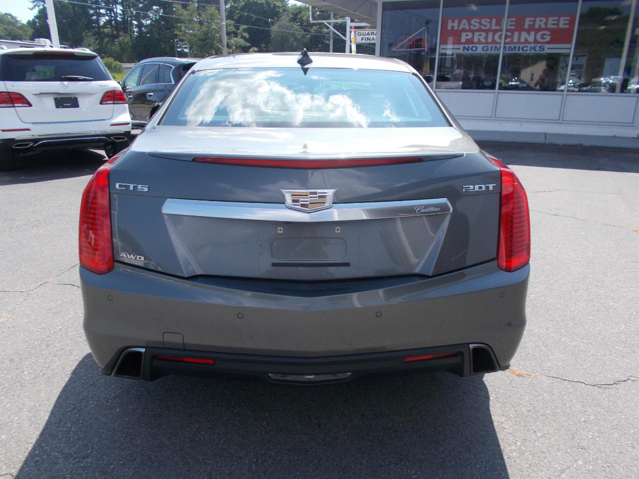 Cadillac CTS Sedan 4dr Sdn 2.0L Turbo Luxury AWD 2017