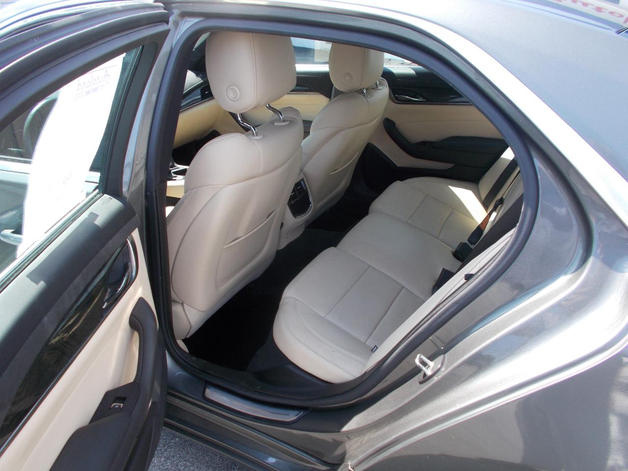 Cadillac CTS Sedan 4dr Sdn 2.0L Turbo Luxury AWD 2017