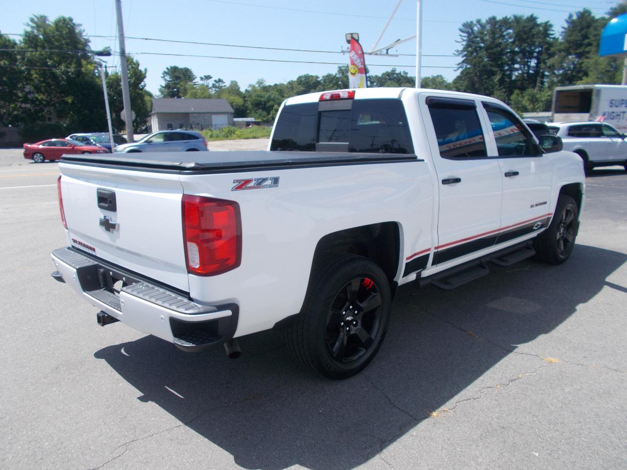 Chevrolet Silverado 1500 4WD Crew Cab 143.5" LTZ w/2LZ 2017